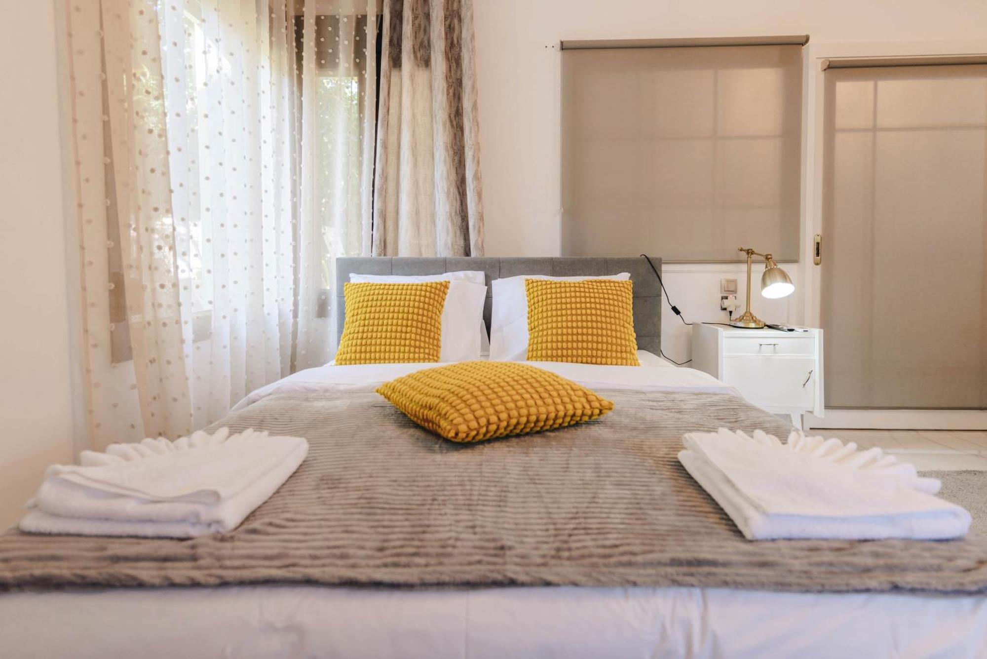 Sunrise Guesthouse Agria Extérieur photo
