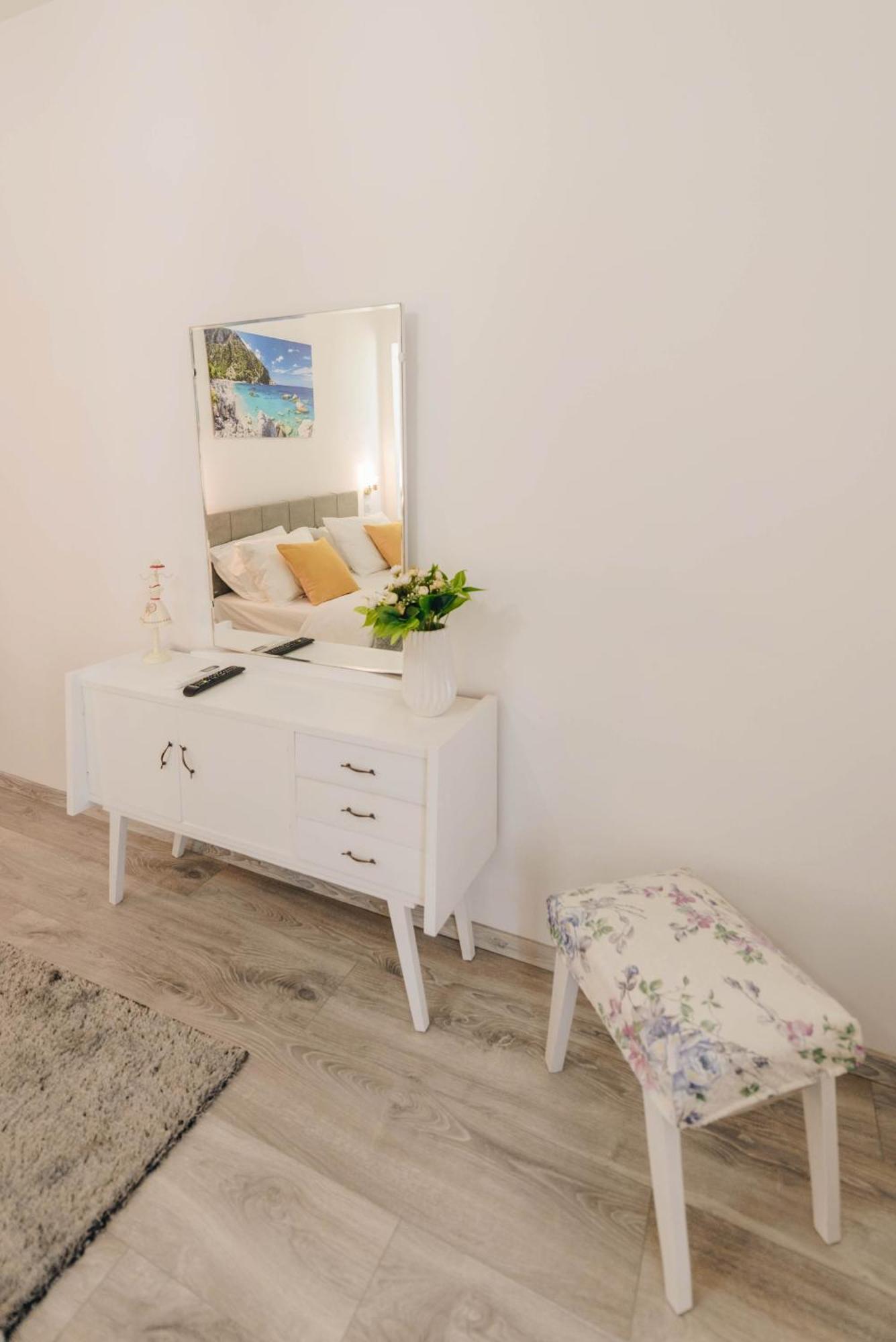 Sunrise Guesthouse Agria Extérieur photo